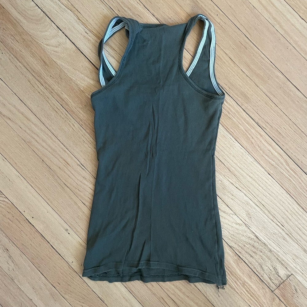 Derek Heart Olive Ribbed Tank Top - Picture 6 of 6